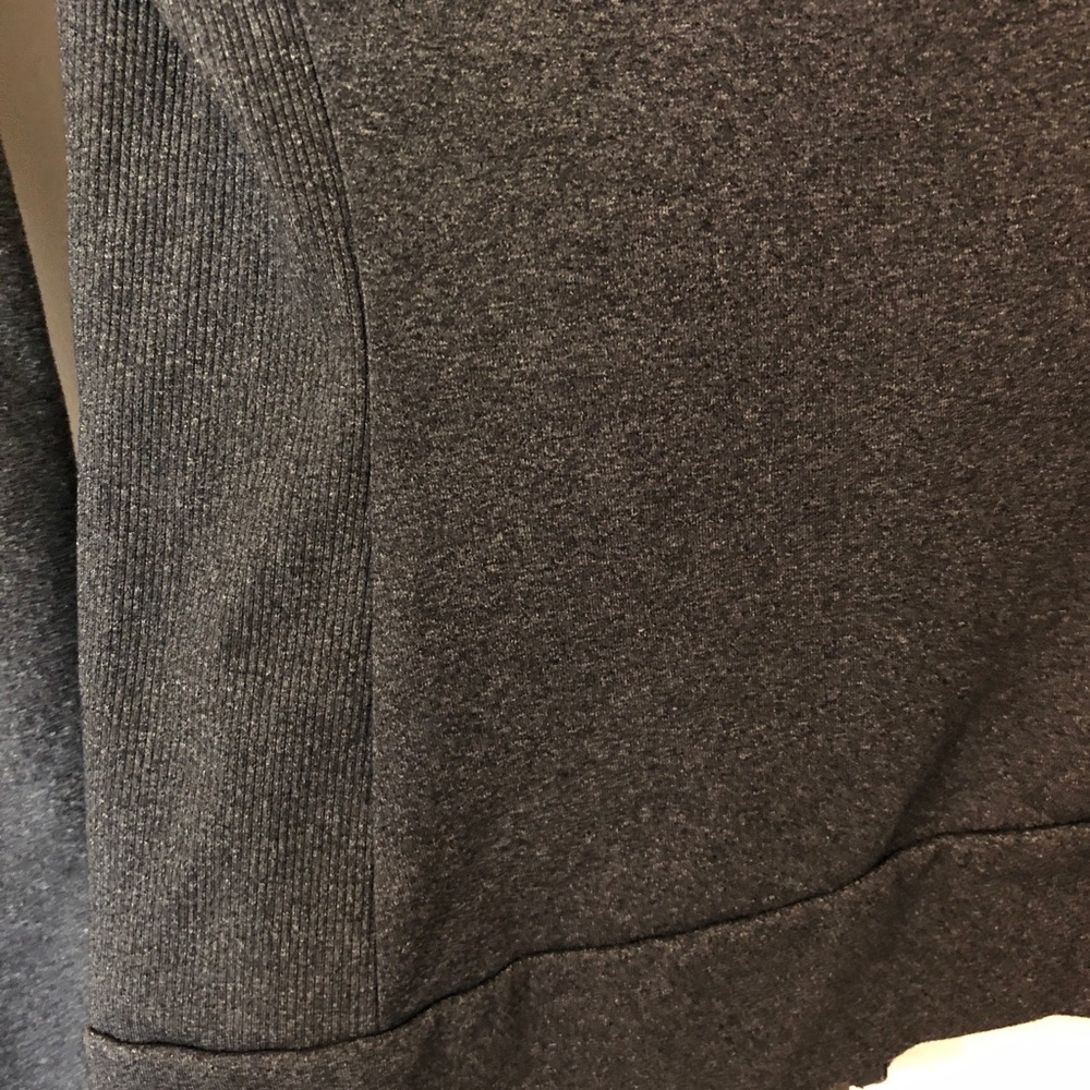 PrAna Yoga zip-up jacket with hand covers - Picture 5 of 6
